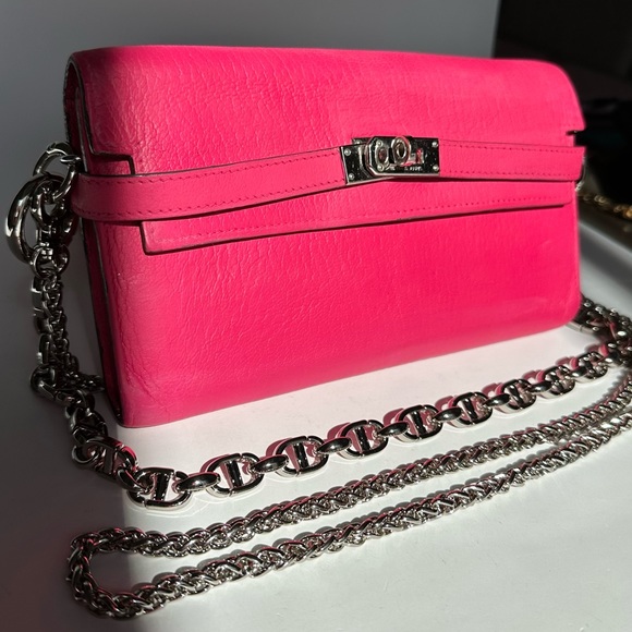 💯 HERMES Fuschia Pink Kelly Classic Long Wallet Chevre Leather Wallet on Chain - Picture 3 of 15